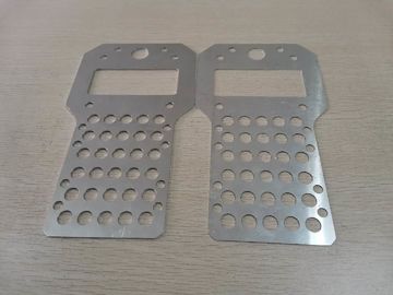 CNC штемпелюя лист с подвергать механической обработке прототипа анодизации алюминиевый